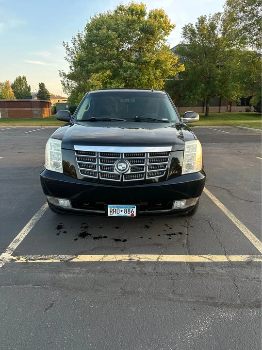 2008 Cadillac Escalade & EXT 3rd Gen - Image 2 of 6