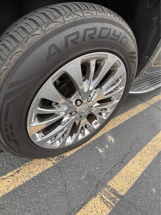 2008 Cadillac Escalade & EXT 3rd Gen - Image 13 of 13
