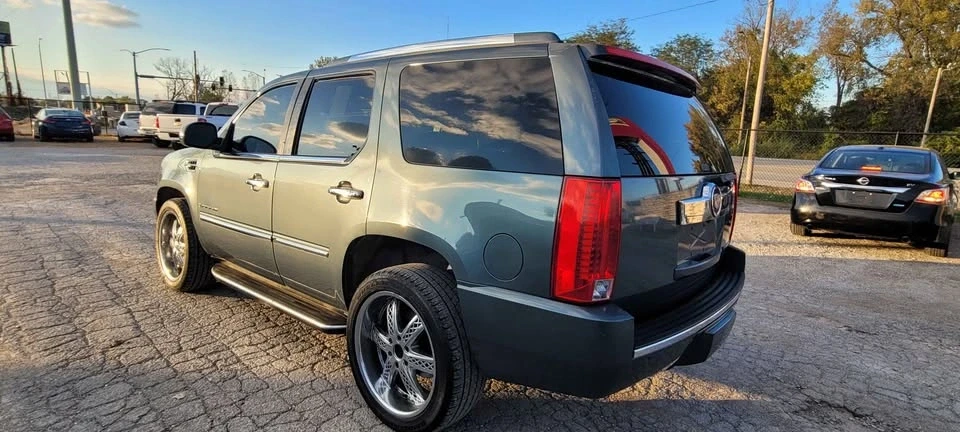 2008 Cadillac Escalade & EXT 3rd Gen - Image 4 of 12