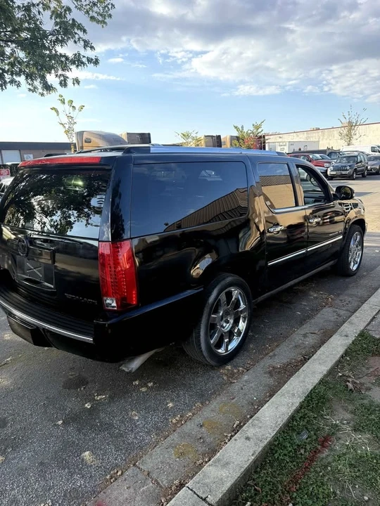 2008 Cadillac Escalade & EXT 3rd Gen - Image 8 of 8