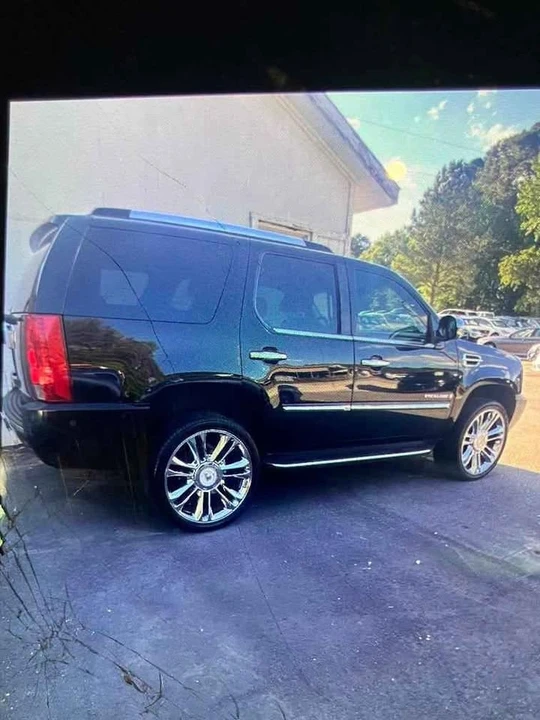 2008 Cadillac Escalade & EXT 3rd Gen - Image 9 of 9