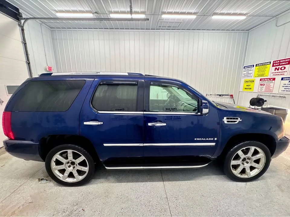 2008 Cadillac Escalade & EXT 3rd Gen - Image 7 of 17