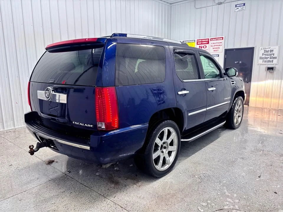 2008 Cadillac Escalade & EXT 3rd Gen - Image 4 of 17