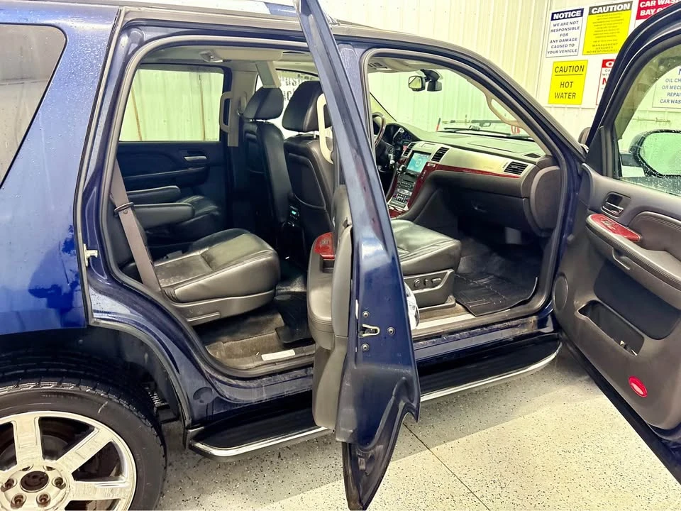 2008 Cadillac Escalade & EXT 3rd Gen - Image 11 of 17
