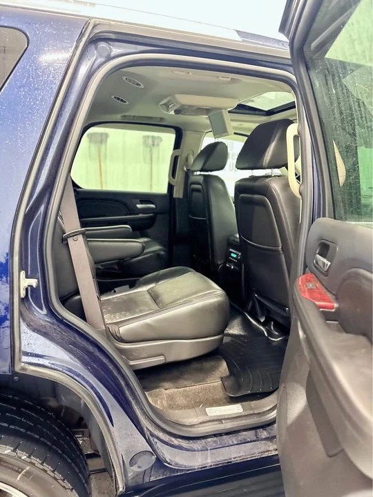 2008 Cadillac Escalade & EXT 3rd Gen - Image 17 of 17