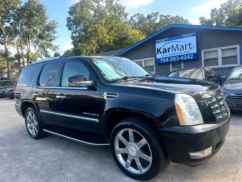 2008 Cadillac Escalade & EXT 3rd Gen - Image 2 of 20