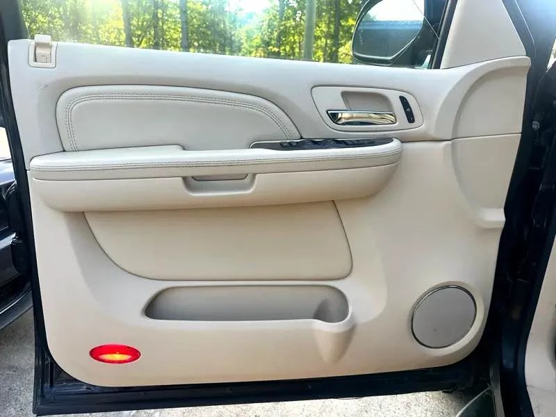 2008 Cadillac Escalade & EXT 3rd Gen - Image 12 of 20