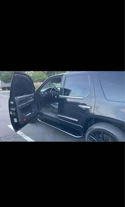 2008 Cadillac Escalade & EXT 3rd Gen - Image 14 of 19