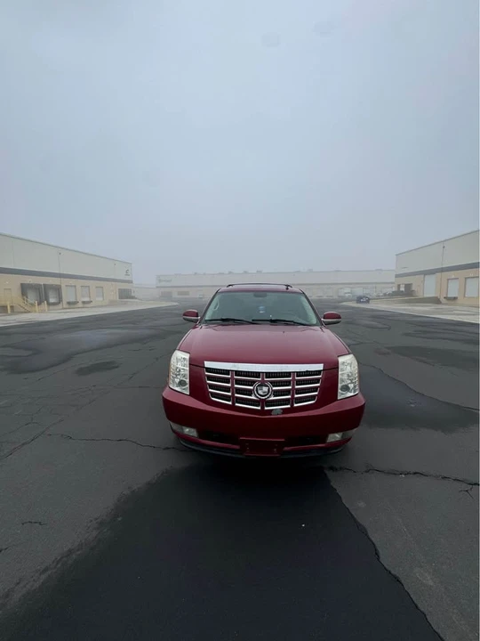 2008 Cadillac Escalade & EXT 3rd Gen - Image 2 of 10
