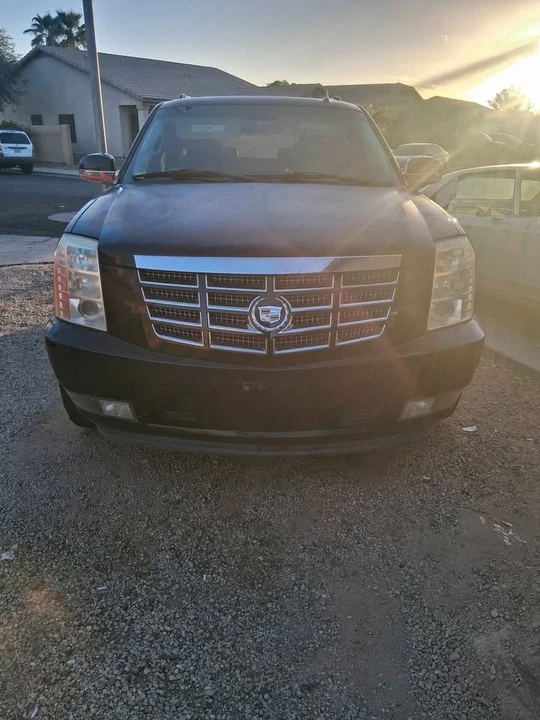 2008 Cadillac Escalade & EXT 3rd Gen - Image 3 of 19