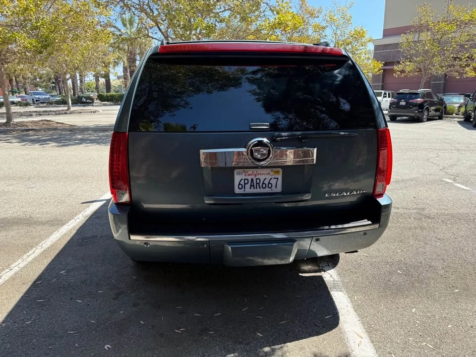 2008 Cadillac Escalade & EXT 3rd Gen - Image 4 of 15