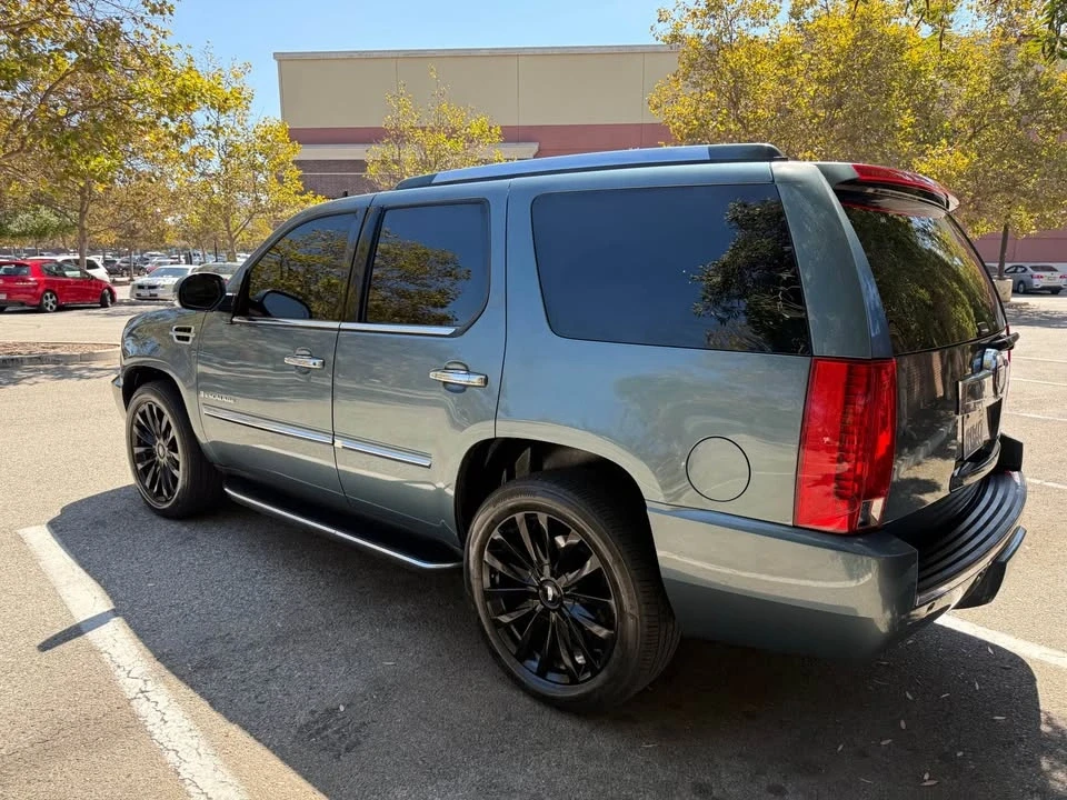 2008 Cadillac Escalade & EXT 3rd Gen - Image 3 of 15