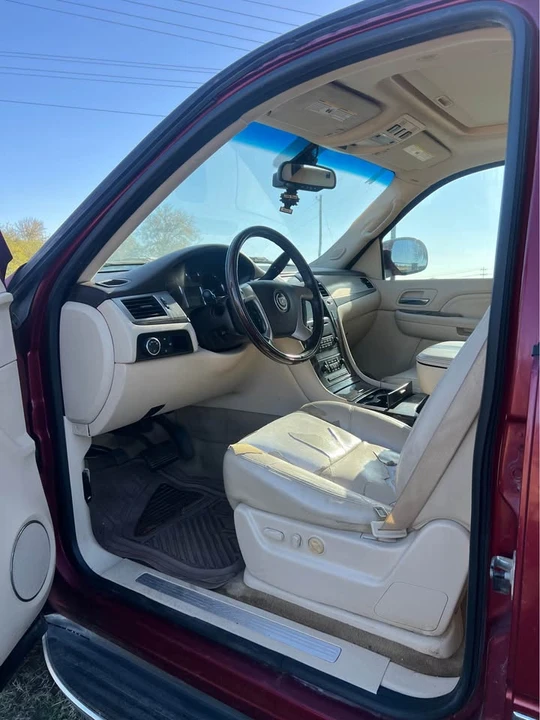 2008 Cadillac Escalade & EXT 3rd Gen - Image 4 of 6
