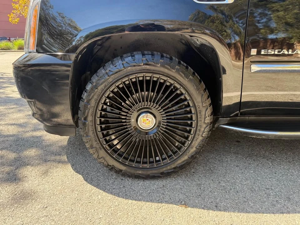 2008 Cadillac Escalade & EXT 3rd Gen - Image 8 of 18
