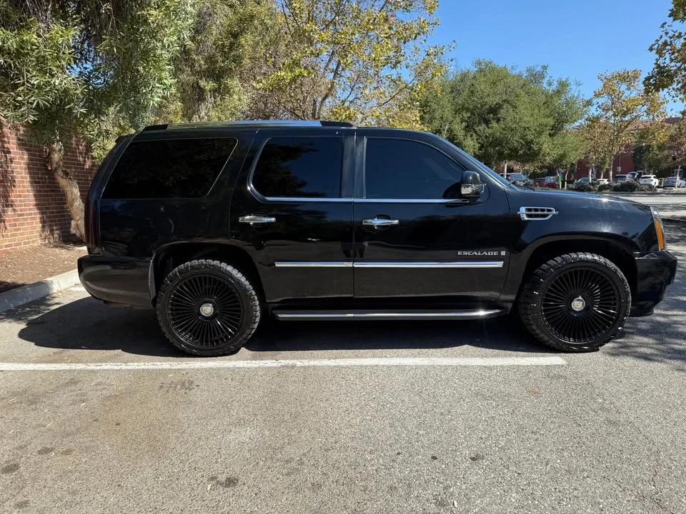 2008 Cadillac Escalade & EXT 3rd Gen - Image 5 of 18
