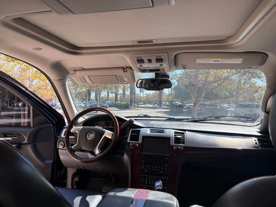 2008 Cadillac Escalade & EXT 3rd Gen - Image 17 of 18