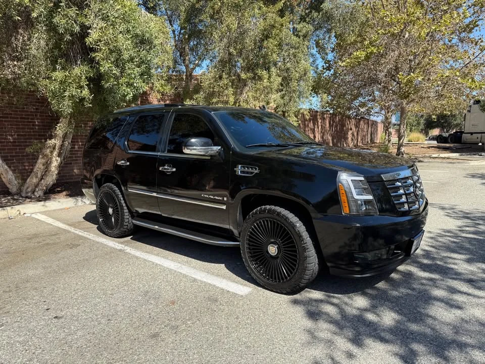 2008 Cadillac Escalade & EXT 3rd Gen - Image 7 of 20