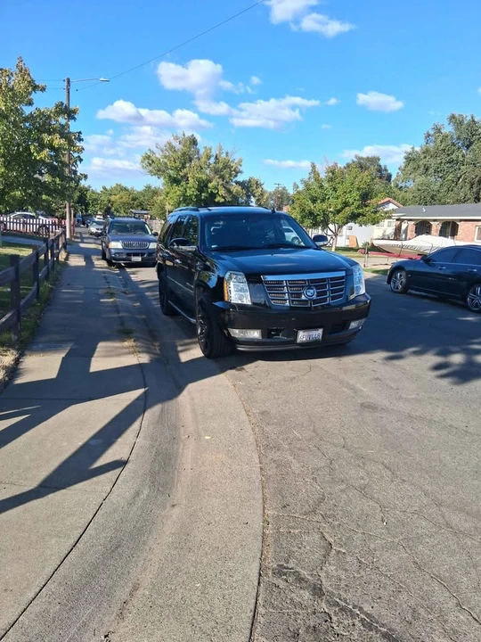 2008 Cadillac Escalade & EXT 3rd Gen - Image 11 of 12