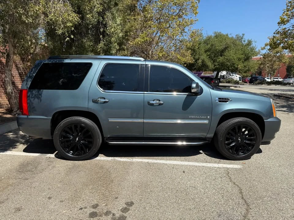 2008 Cadillac Escalade & EXT 3rd Gen - Image 6 of 18