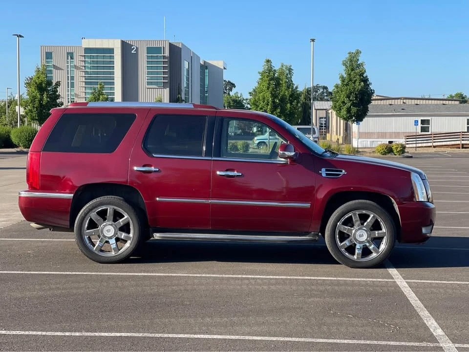 2008 Cadillac Escalade & EXT 3rd Gen - Image 3 of 12