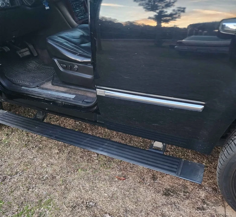 2008 Cadillac Escalade & EXT 3rd Gen - Image 4 of 9