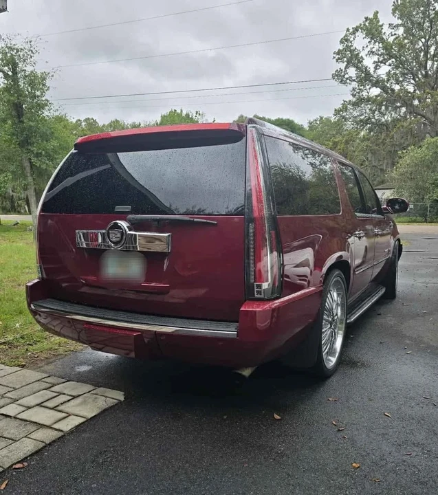 2008 Cadillac Escalade & EXT 3rd Gen - Image 3 of 12