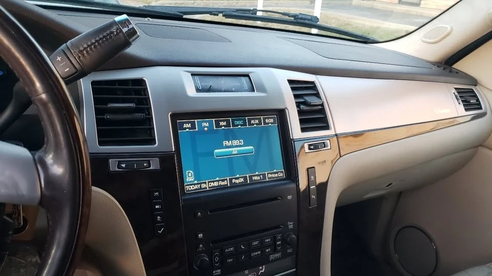 2008 Cadillac Escalade & EXT 3rd Gen - Image 19 of 20