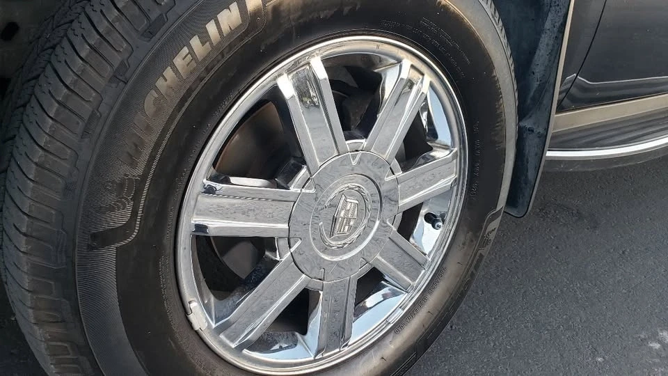 2008 Cadillac Escalade & EXT 3rd Gen - Image 7 of 20