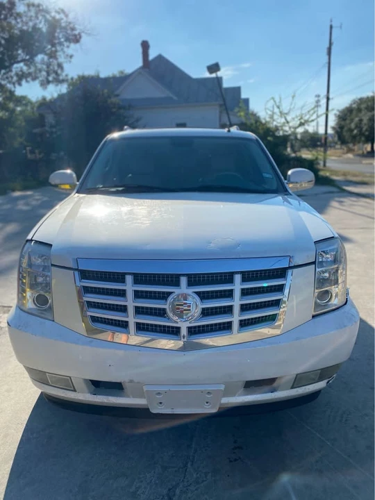 2008 Cadillac Escalade & EXT 3rd Gen - Image 2 of 7
