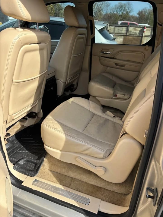 2008 Cadillac Escalade & EXT 3rd Gen - Image 6 of 8