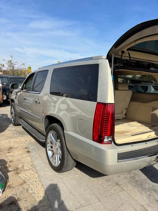 2008 Cadillac Escalade & EXT 3rd Gen - Image 7 of 8