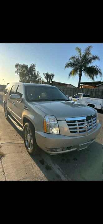 2008 Cadillac Escalade & EXT 3rd Gen - Image 8 of 12