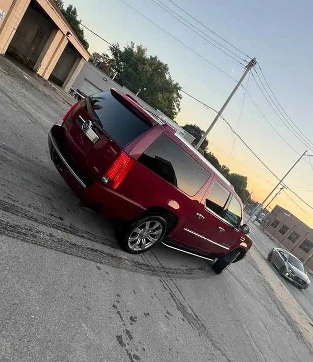 2008 Cadillac Escalade & EXT 3rd Gen - Image 2 of 3