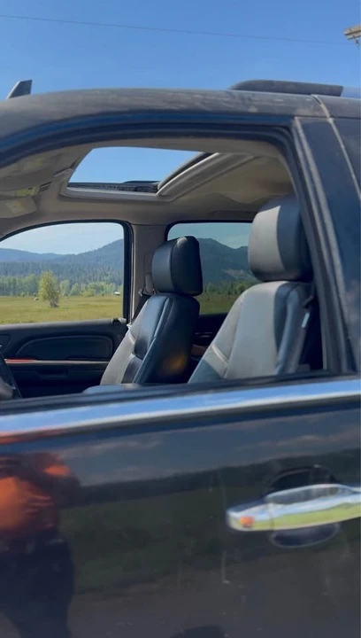 2008 Cadillac Escalade & EXT 3rd Gen - Image 5 of 6