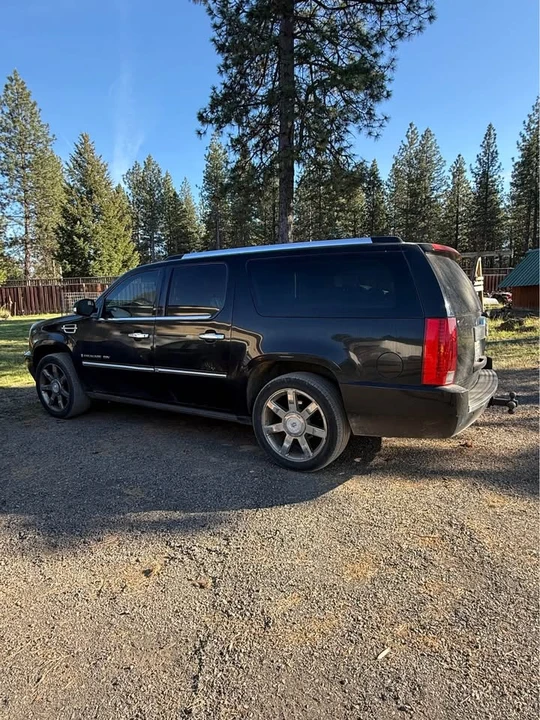 2008 Cadillac Escalade & EXT 3rd Gen - Image 3 of 6