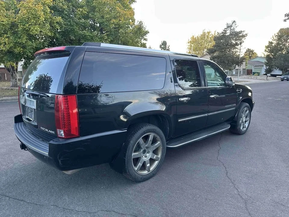 2008 Cadillac Escalade & EXT 3rd Gen - Image 3 of 10