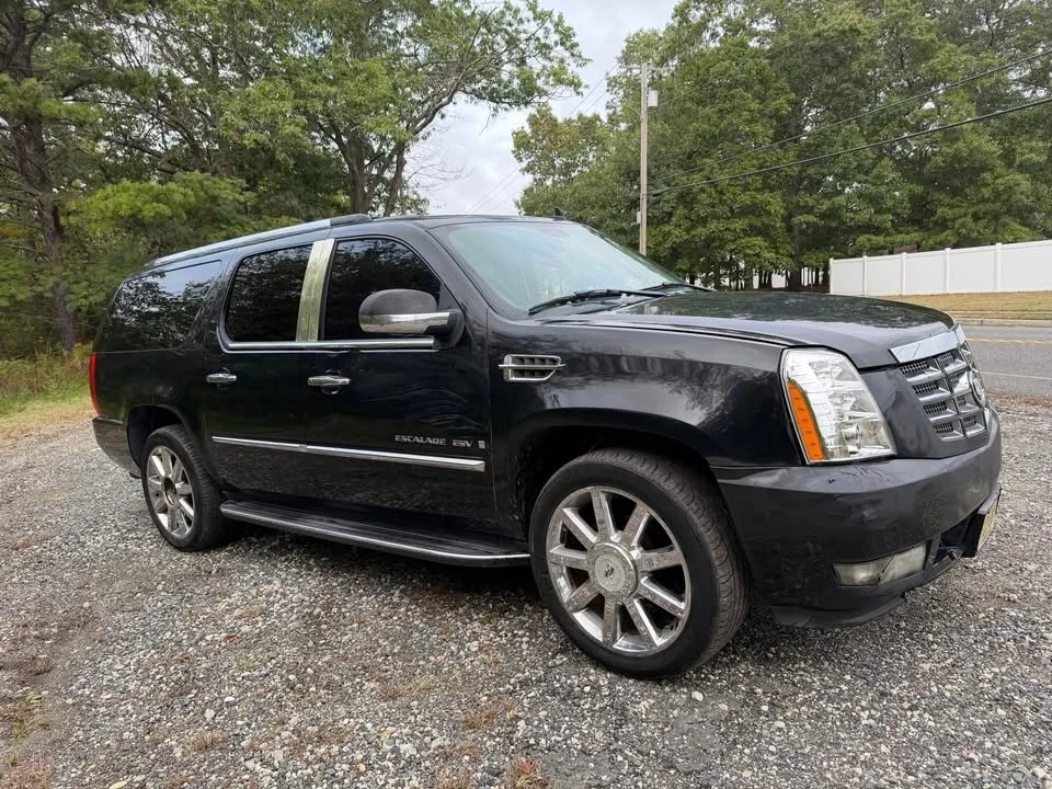 2008 Cadillac Escalade & EXT 3rd Gen - Image 4 of 14