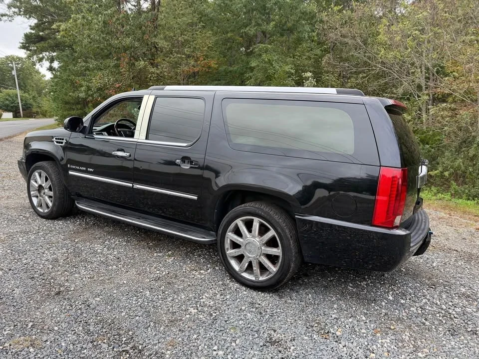 2008 Cadillac Escalade & EXT 3rd Gen - Image 9 of 14