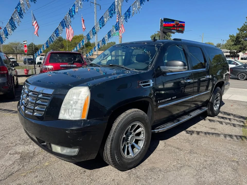 2008 Cadillac Escalade & EXT 3rd Gen - Image 2 of 8