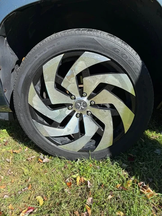 2008 Cadillac Escalade & EXT 3rd Gen - Image 15 of 18