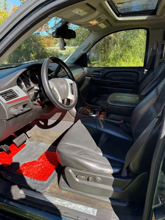 2008 Cadillac Escalade & EXT 3rd Gen - Image 8 of 18