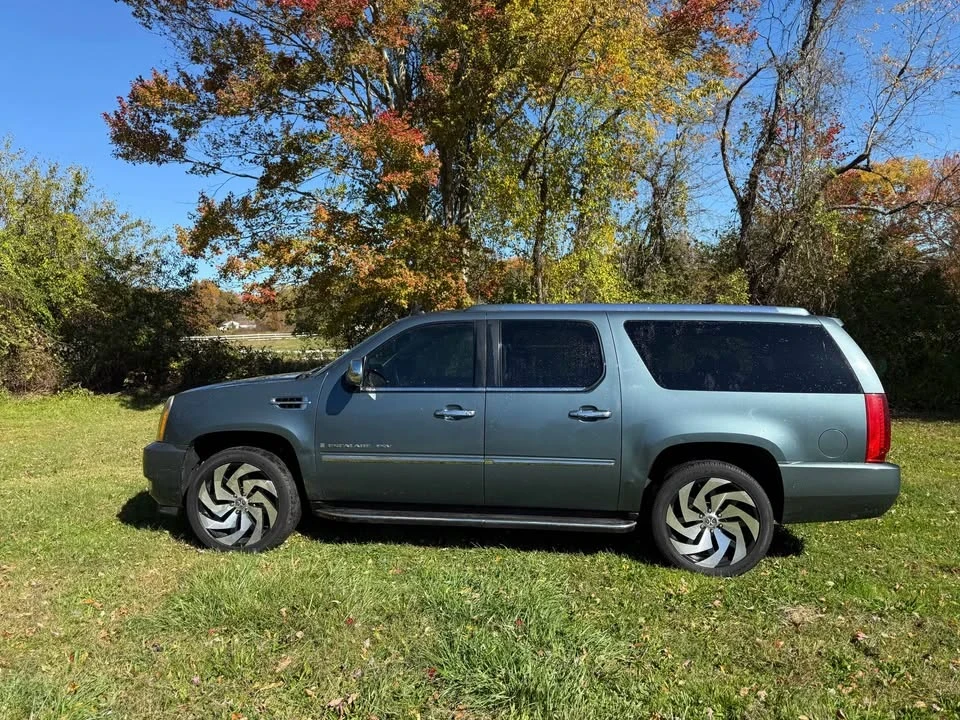 2008 Cadillac Escalade & EXT 3rd Gen - Image 7 of 18