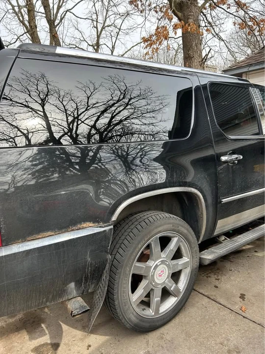 2008 Cadillac Escalade & EXT 3rd Gen - Image 2 of 10