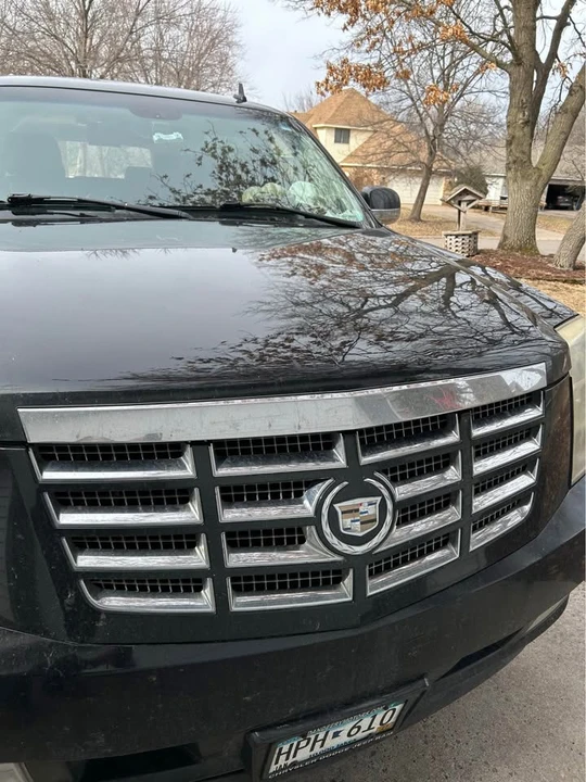 2008 Cadillac Escalade & EXT 3rd Gen - Image 3 of 10