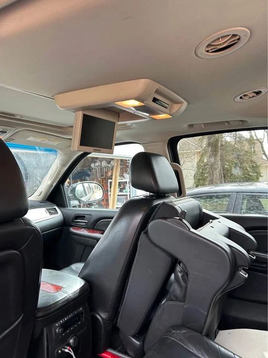 2008 Cadillac Escalade & EXT 3rd Gen - Image 7 of 10