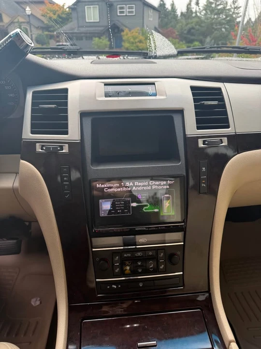 2008 Cadillac Escalade & EXT 3rd Gen - Image 10 of 13