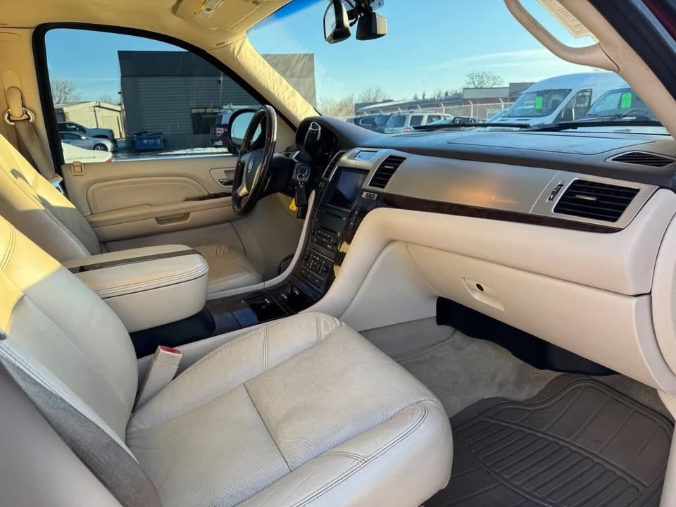 2008 Cadillac Escalade & EXT 3rd Gen - Image 12 of 20