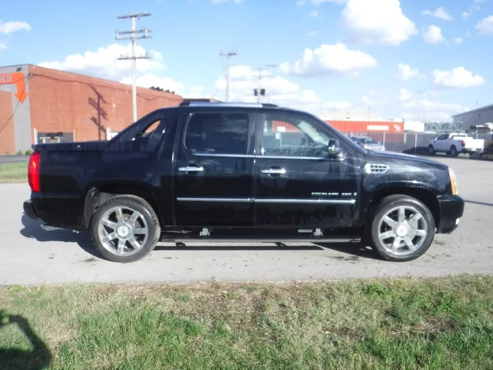 2008 Cadillac Escalade & EXT 3rd Gen - Image 4 of 15