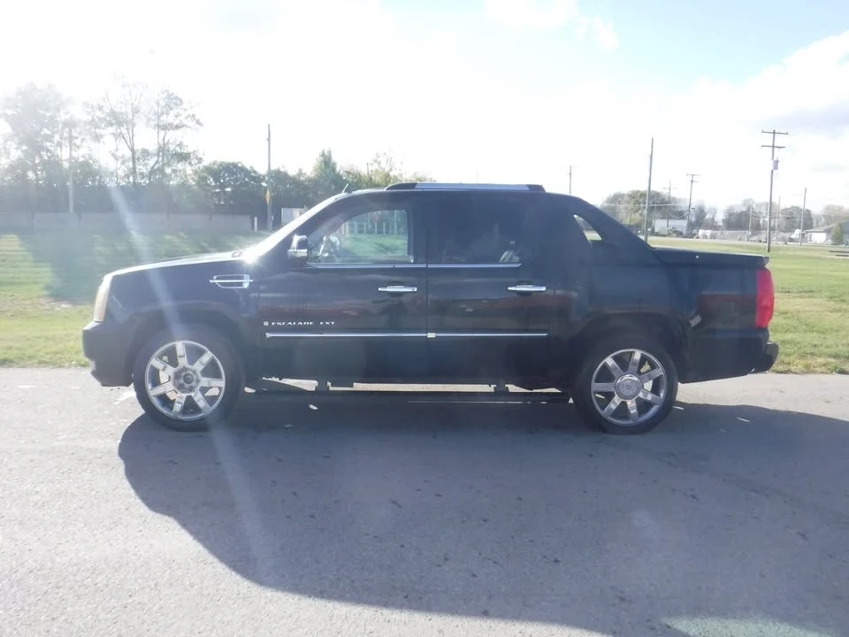 2008 Cadillac Escalade & EXT 3rd Gen - Image 8 of 15