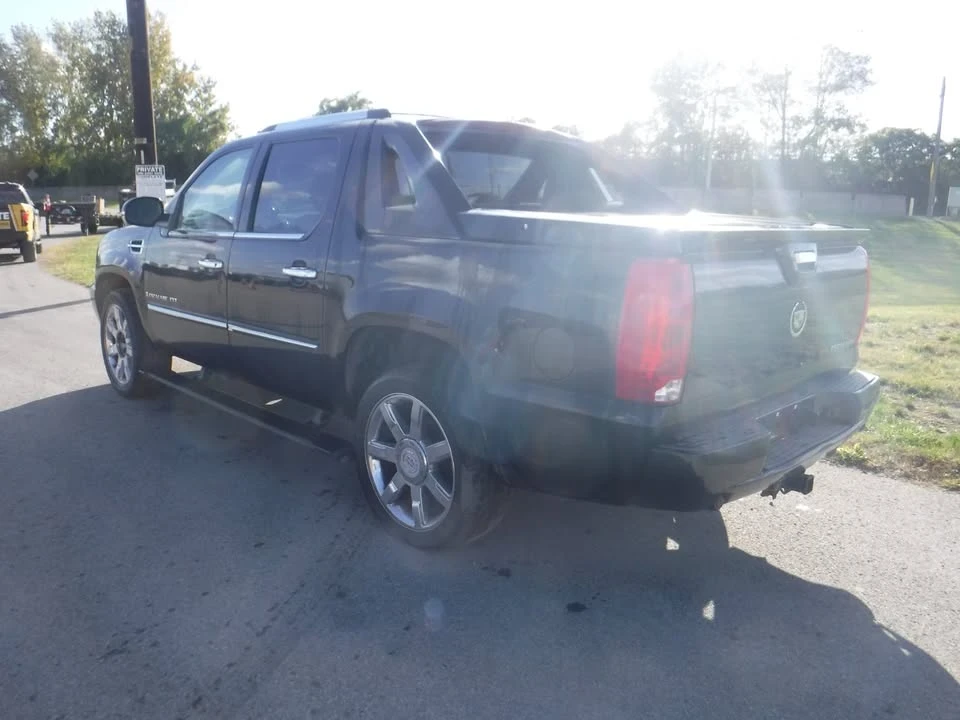 2008 Cadillac Escalade & EXT 3rd Gen - Image 7 of 15
